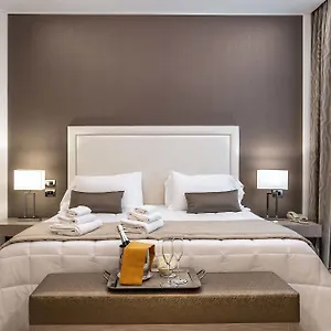 Genova 4*, Рим Италия