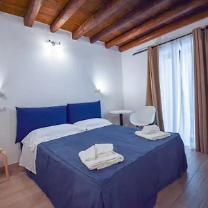 ruggero-suite.sicilyhotelsitaly.net/