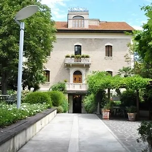 deco-hotel.hotels-perugia.com/